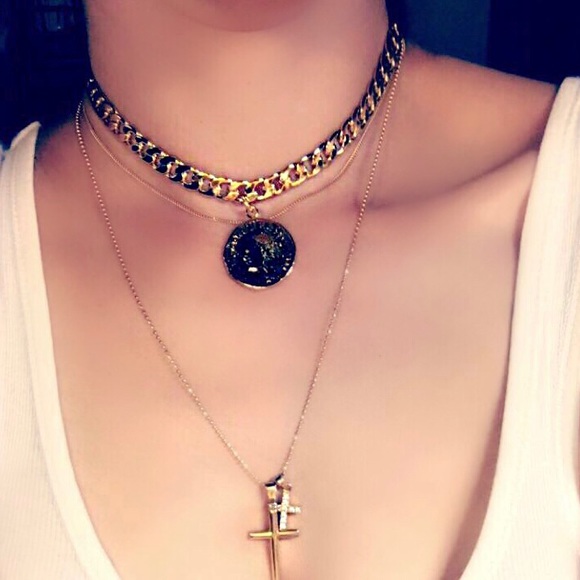 Gold plated chain with coin choker